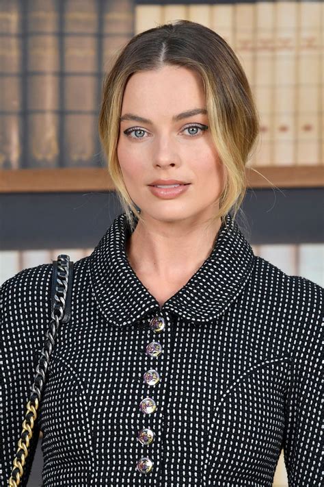 margo robbie chanel|margot robbie chanel outfits.